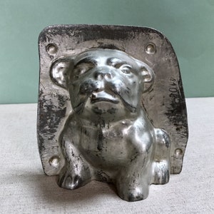 rare antique Laurösch bulldog chocolate mold early 20thC German collectible dog mold 2 pce metal 13 x 13cm English bulldog British bulldog