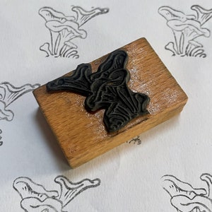 vintage Franse school stempel paddenstoelen vintage ambachtelijke levering houten blok rubber stempel kaarten maken borduurpatroon trompet paddenstoel