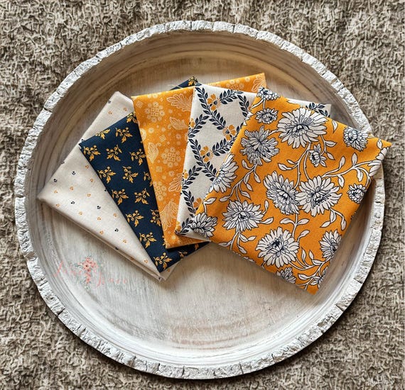 Floral Quilting Cotton Fabric Fat Quarter Bundle: Cheddar at Twilight - 5 pcs
