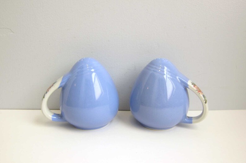 Blue Pink Floral USA Pottery Vintage Hall Rose Parade Salt /& Pepper Shakers