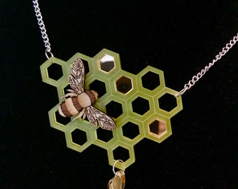 Special edition 'BEE & HONEYCOMB' acrylic necklace