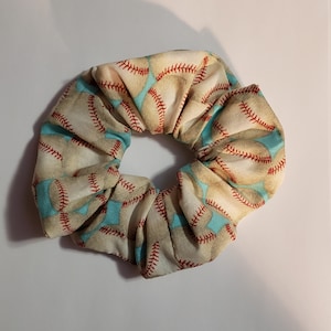 Scrunchies ponytail holders hair twisties