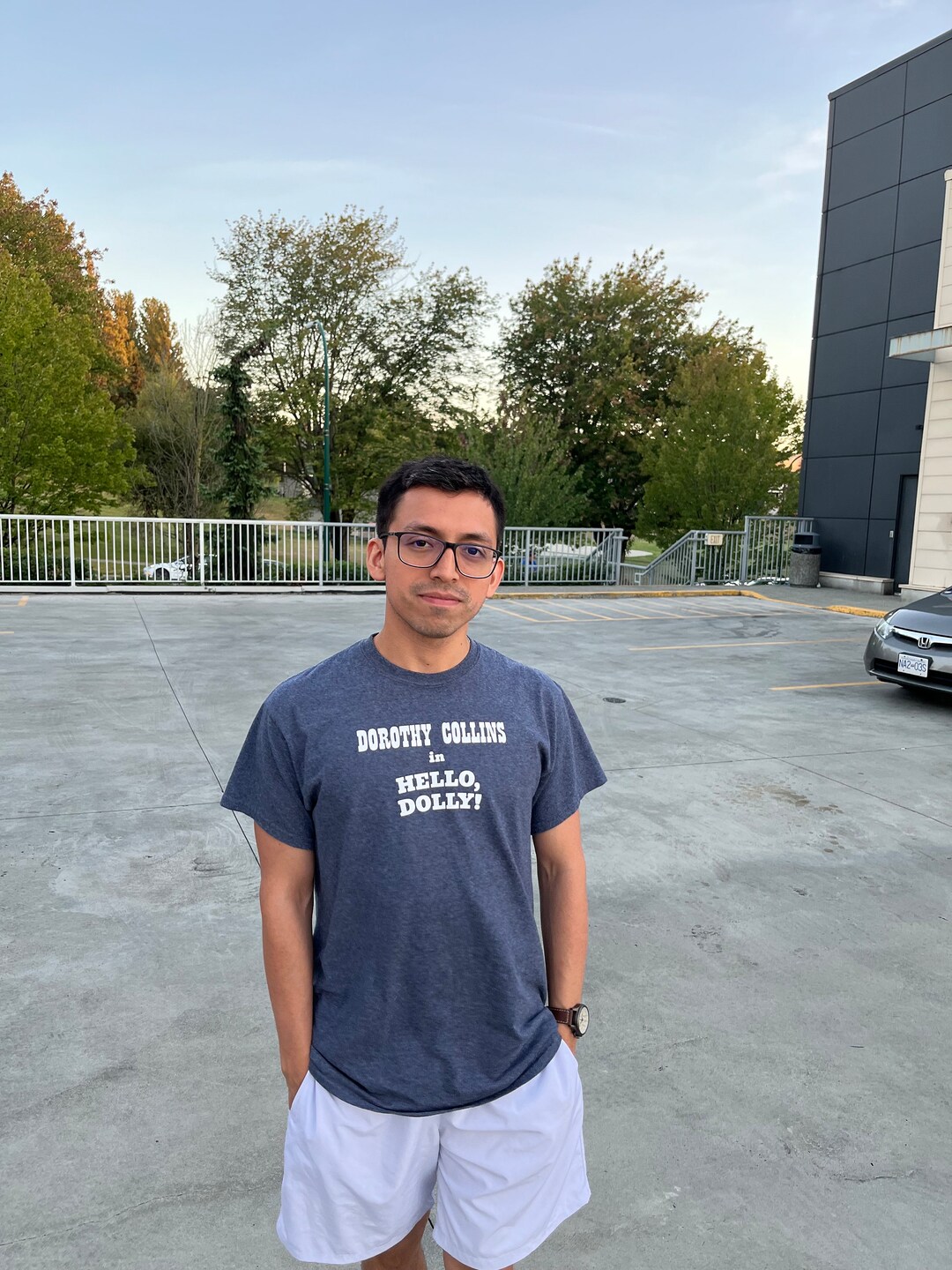 Hello Dolly DOROTHY COLLINS Vintage Tee Shirt Med Broadway Dinner