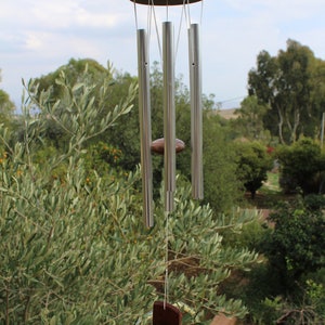 Metal Tuned Windchimes, Bell Wind Chime, Outdoor Chimes - Nahlieli – Wagtail