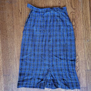 XS Wool Skirt Woven Fabric Size Small Blue plaid winter skirt Side zipper Missing button Handmade vintage wool skirt 22 inch waist