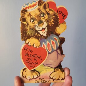 Vintage Valentine Lion Love Seja meu Valentine e eu te coroarei minha rainha! De um álbum de recortes dos anos 1940 Marguerite Ronald Lamb