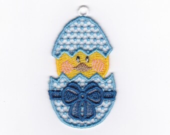 3" Easter Chick Hatching Ornament/Charm!