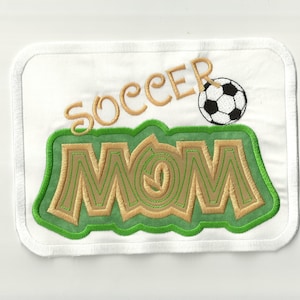 Fútbol mamá parche, cualquier color Combo! Hecho a medida!
