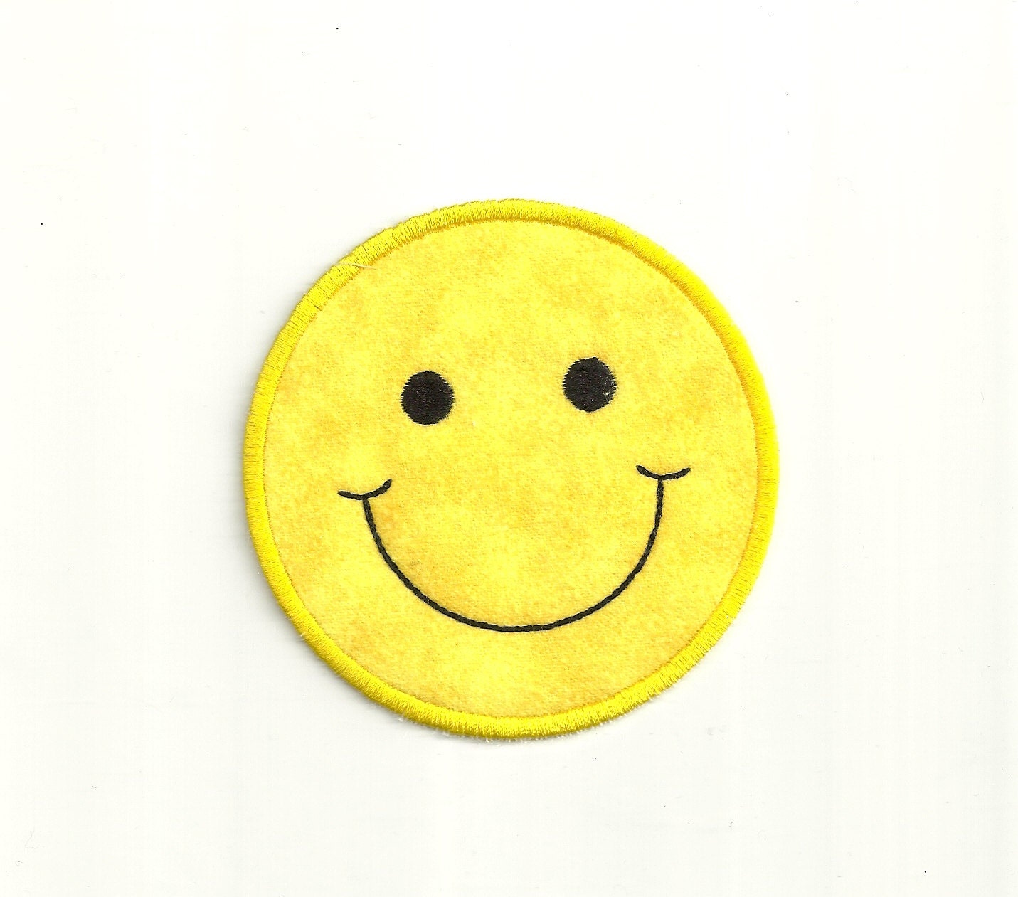 Smiley face - embroidered patch 8x8 CM