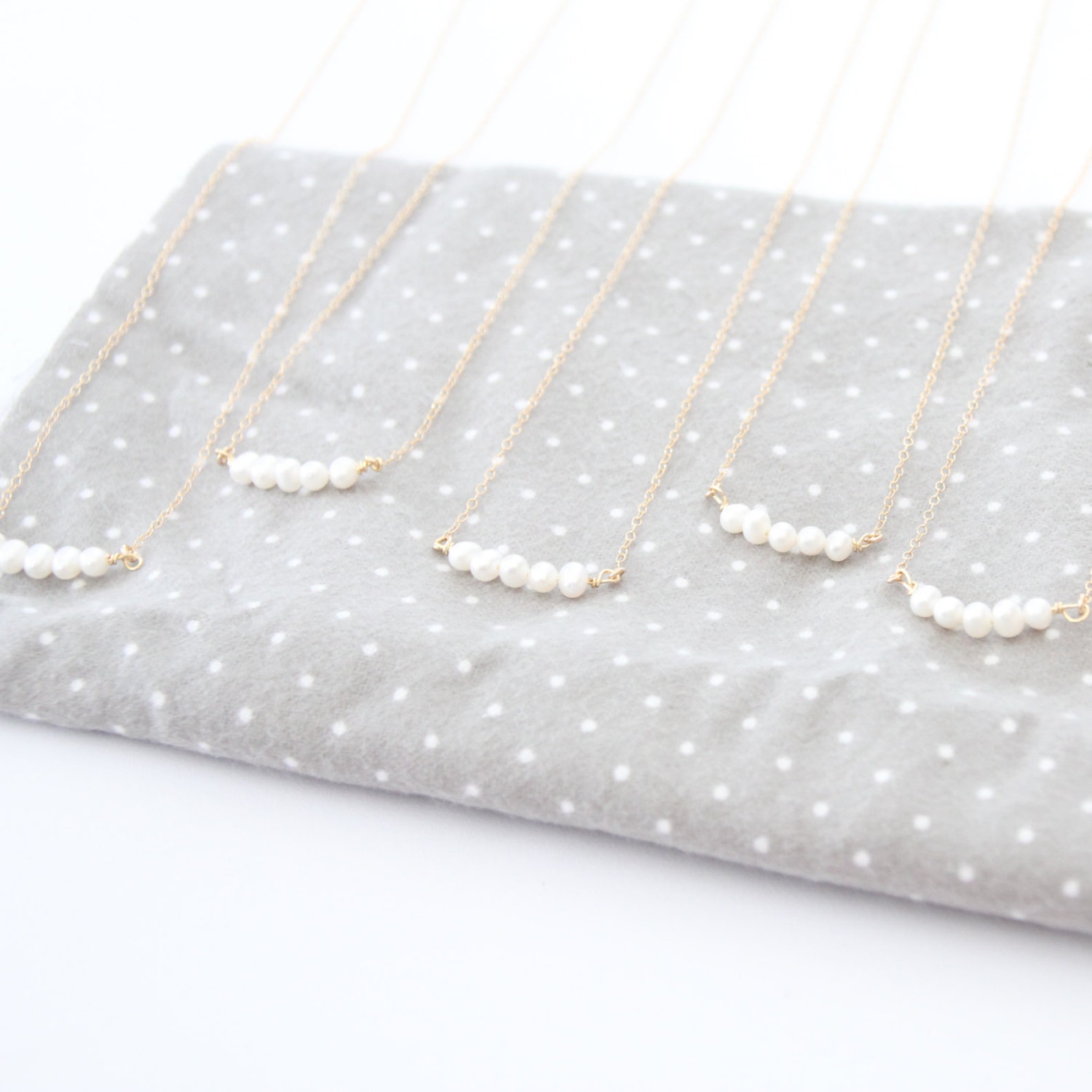PEARL 5 gold/silver Five Pearl Necklace. First Pearl Necklace. Simple Pearl Necklace. Bridesmaid ...