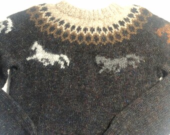 Icelandic sweater with horses, Lopapeysa, wool sweater with horses