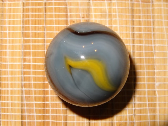 Marbles 8 Vacor Banana Swirls 5//8/" Premium Glass Marbles Rare