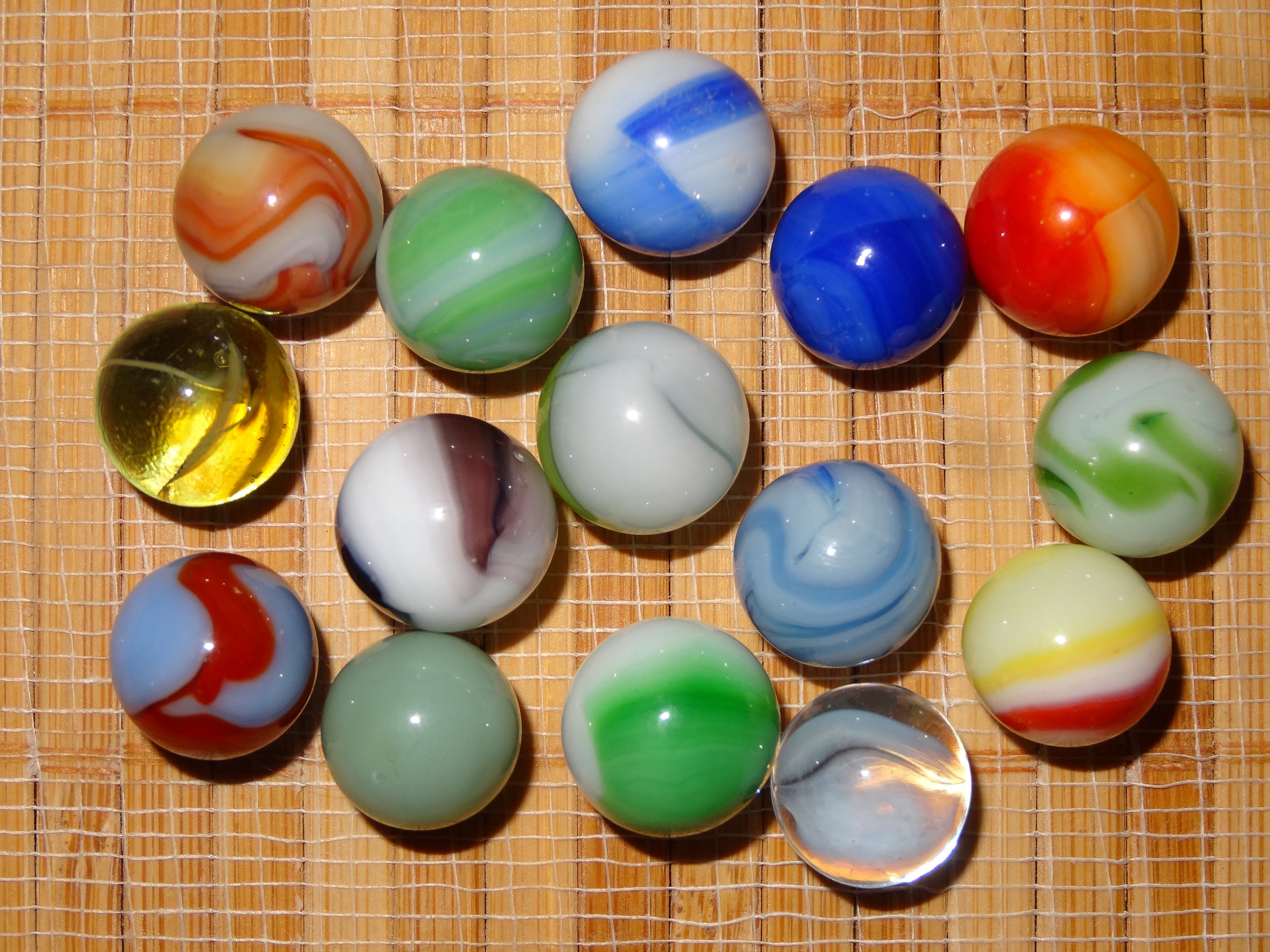 Lot of 15 Vintage Marbles / Glass Marbles / Game Marbles