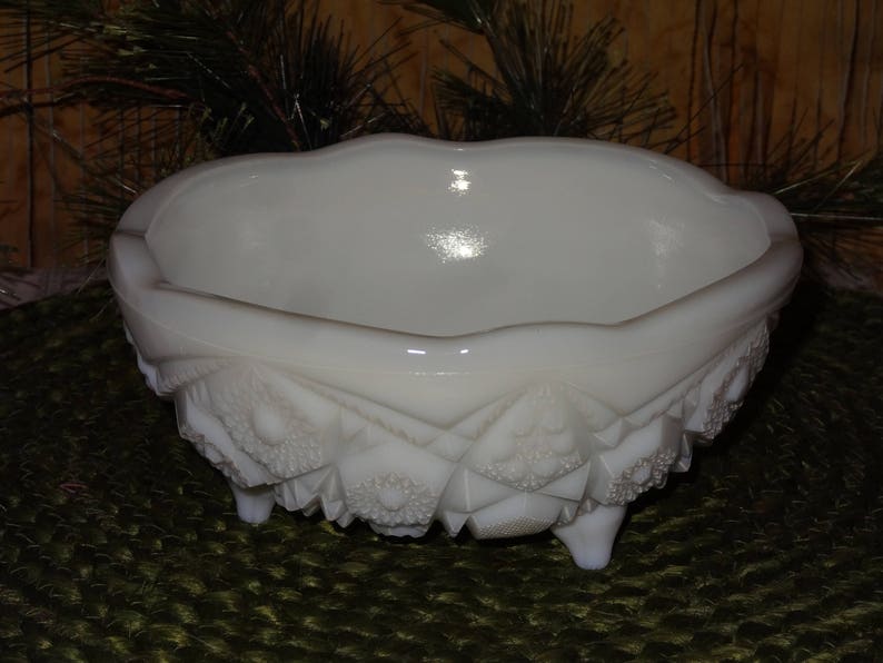 3 Footed McKee Milk Glass Bowl McKee Thatcher Milk Glass Candy Dish Vintage McKee Vintage Milk Glass