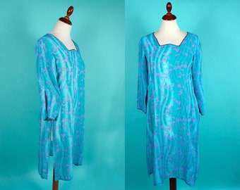 Vintage Kaftan Turquoise with Cherry Blossoms