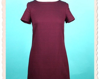 Shift Dress, 60s Style in Wine Red with Black Pattern, Short Sleeve, 60s Mod Size S/36