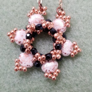 Ginko Flower White/Copper Pendant