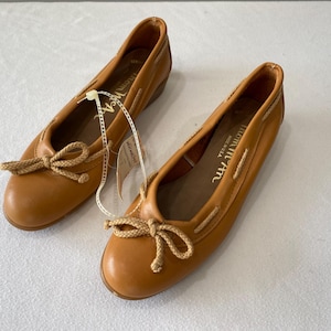 Vintage 80s NOS Thom McAn Tan Leather Bow Rope Lace Up Wedge Heel Pump Prep Boho 7