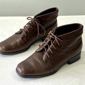 Vintage Booties Brown Lace Up Cottagecore Granny Victorian Prairie Ankle Boots Square Toe Cuffed 7/38