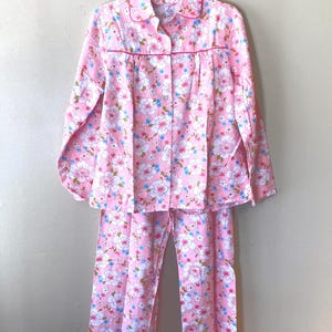 Vintage 60s NOS Flannel PINK Pajama Set 2 Pc Womens Mod Floral Sleep Shirt Bottoms 38 M