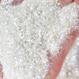 Tiny Crafts White Chunky Glitter .5 oz (14.1 g)