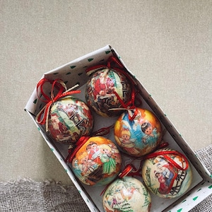 6 palline di carta vintage addobbi natalizi Babbo Natale cervo addobbi natalizi vintage per l'albero di Natale Decoupage ornamenti a forma di palla bambini angelo che cantano