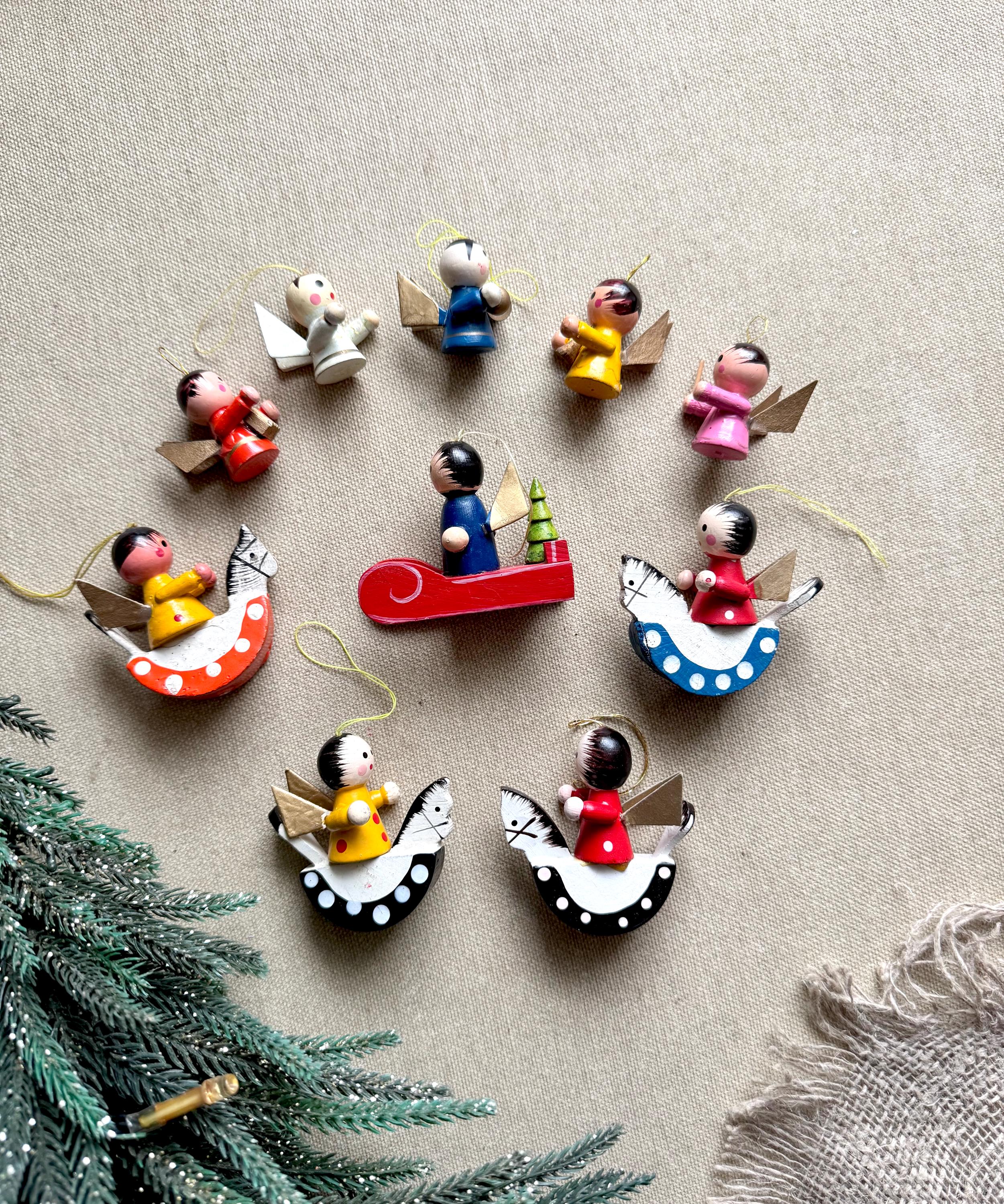 エルツ山地のヴィンテージ木製クリスマスオーナメント：ミニチュア