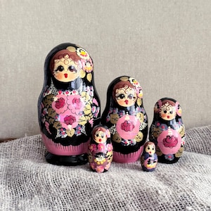 Vintage Handpainted Matryoshka Dolls - Set of 4 USSR Nesting Dolls