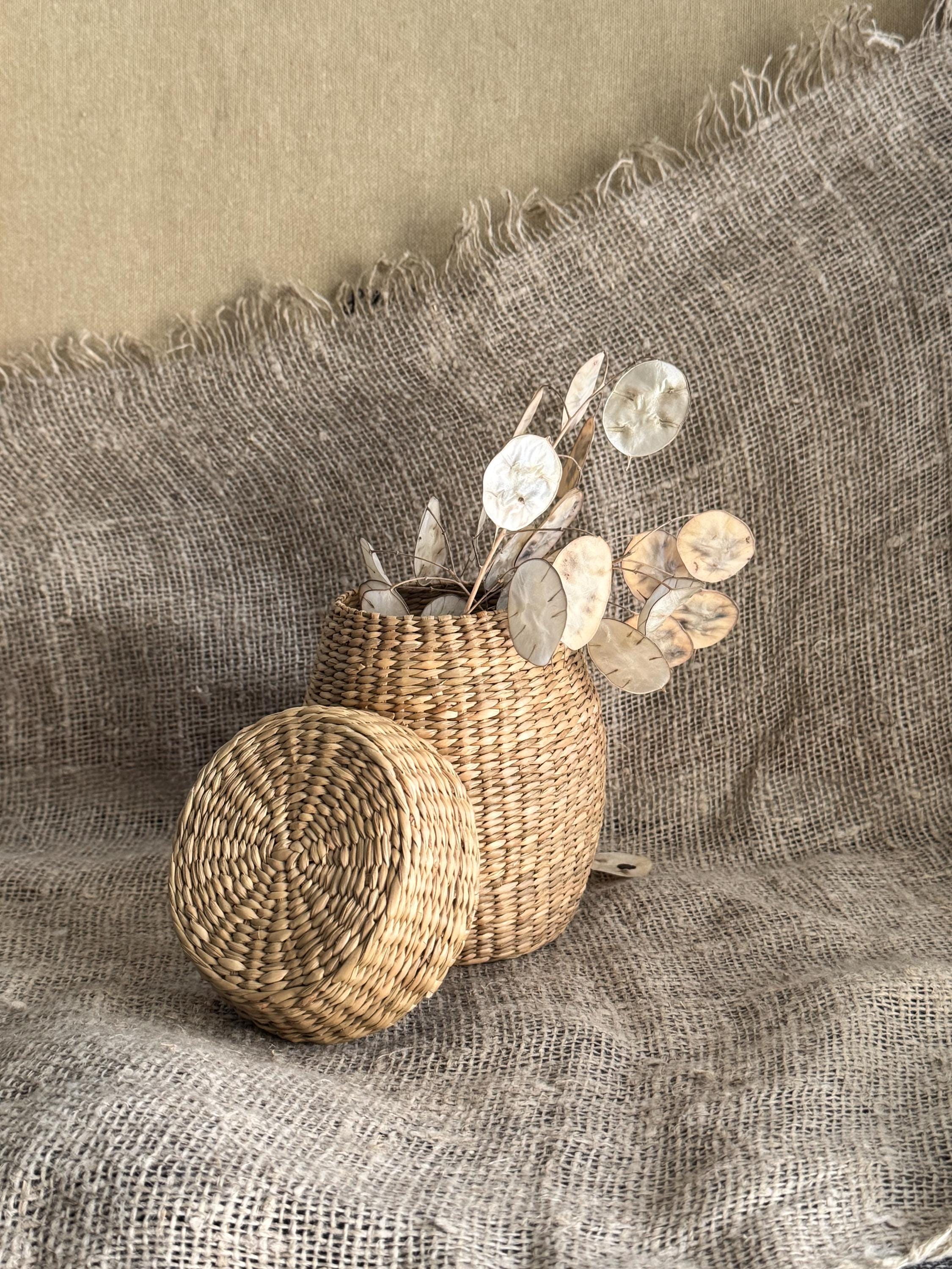 蓋付き編みわらかご：素朴な農家風インテリア - Etsy 日本