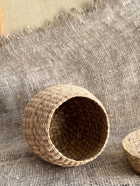 蓋付き編みわらかご：素朴な農家風インテリア - Etsy 日本