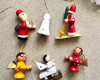 【りこ。さま】* vintage mini ornament ❀ 丸い 赤い実 りこ。さま】* vintage mini ornament ❀ 丸い 赤い実