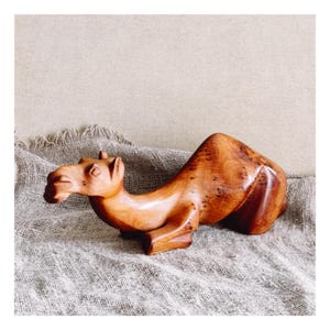 Hand Carved Wooden Camel Statue: Desert Animal Sculpture