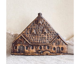 Vintage House Plaque Wall decorative Art Object German souvenir Vintage Finds Wall deco plaque of Ceramic Handmade Housewarming gift idea