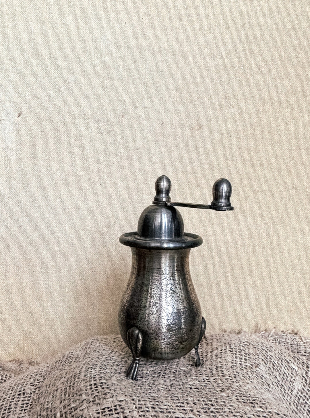 Vintage Pepper Mill Holder Metal Mill Pepper Housewarming Gift Etsy