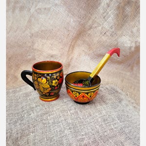 Wood Floral Bowl Vintage Russian Folk Art Russian Folk Bowl Gold Black Red Floral Khokhloma decorative vintage Bowl Housewarming gift Idea