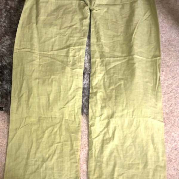 Pantalón de lino verde luz en Viking.