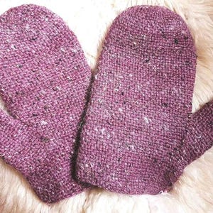 Nalbinding Mittens: Viking Medieval Wool Blend, Heather Purple (X-Large)