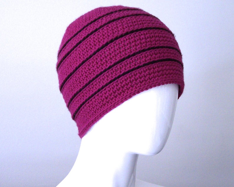 Women/'s Crocheted Beanie Soft Wool Purple Merino Hat with Black Stripes Machine Washable 100/% Extra Fine Merino Superwash