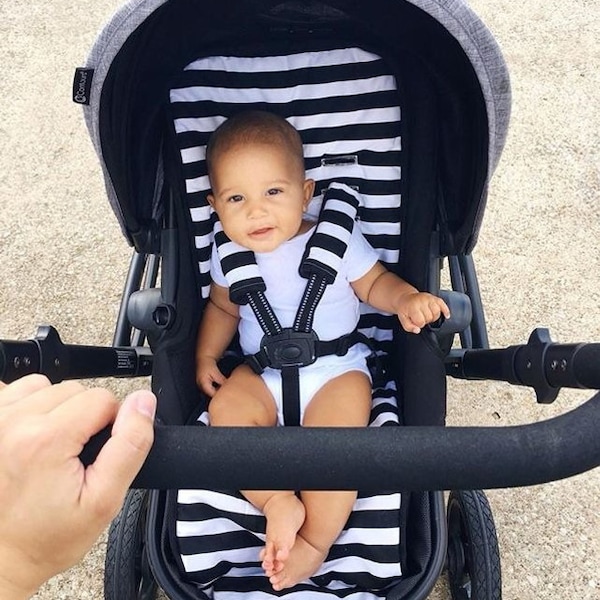Schwarz-weiß gestreifter Liner für Kinderwagen mit Strap Covers