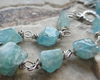 Aquamarine crystals bracelet- blue raw aquamarine gemstone bracelet-stone sterling silver jewelry- fashion wire wrapped bracelet- women gift
