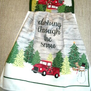 Holiday Red Truck Dish Towel, Pot Holder Towel Set, Holiday Gift, Home Décor, Holiday Towels, Country Towels, Hanging towel, Kitchen towel,