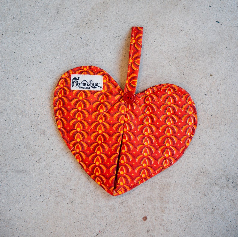 Valentines Oven Mitt Heart Shaped Oven Mitt Handmade Pot Holder Red Potholder Fair Trade Chef Gift Retro Gift for HerGalentines