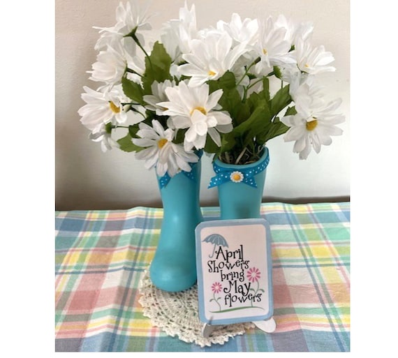 Mini  ceramic rain boot with daisies floral planter for Spring decor