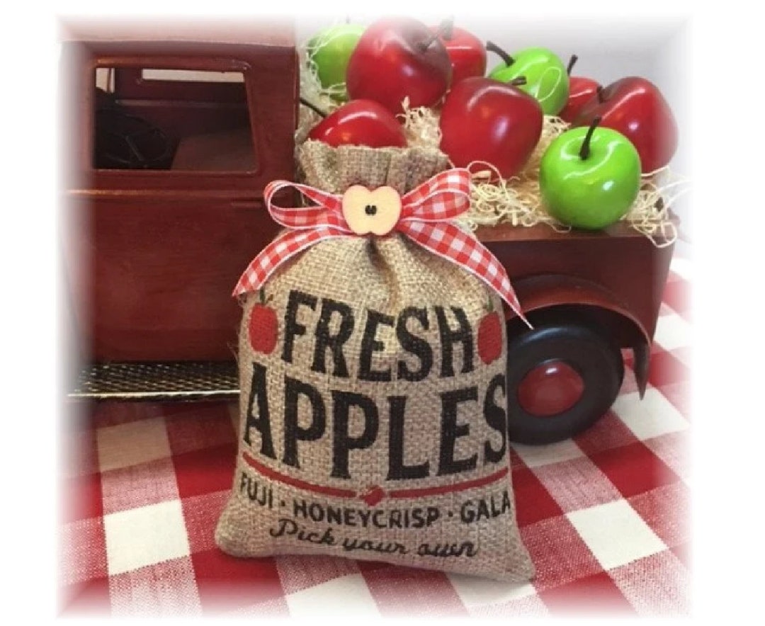 Fresh Apples Fuji Honey Crisp Gala Mini Burlap Sack for Tiered Trays