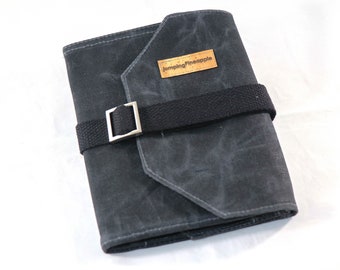 Waxed canvas pouch, Roll up pencil case, Art supply holder for artist brushes, Fountain pen case for pens, Artist gifts, Waxed canvas bag