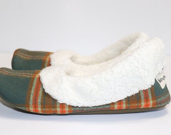 Grey green plaid slippers, Women's sherpa slippers, Women's slippers with soles, Soft slippers, Work from home shoes, Comfy slippers