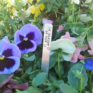 In Memory of Mom Memorial Gift for Mother for Women Gardening Gift Loss of Wife After Loss of Loved One Garden Marker for Yard Remembrance image 1