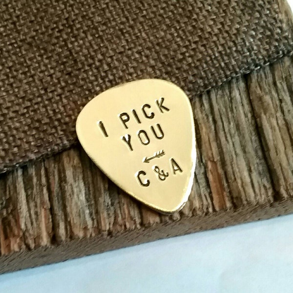 I Pick You Guitar Pick Initial Guitar Slide Father's Day Gift for Dad Mother's Day Gift for Mom Custom Copper Gift Valentine Boyfriend Brass