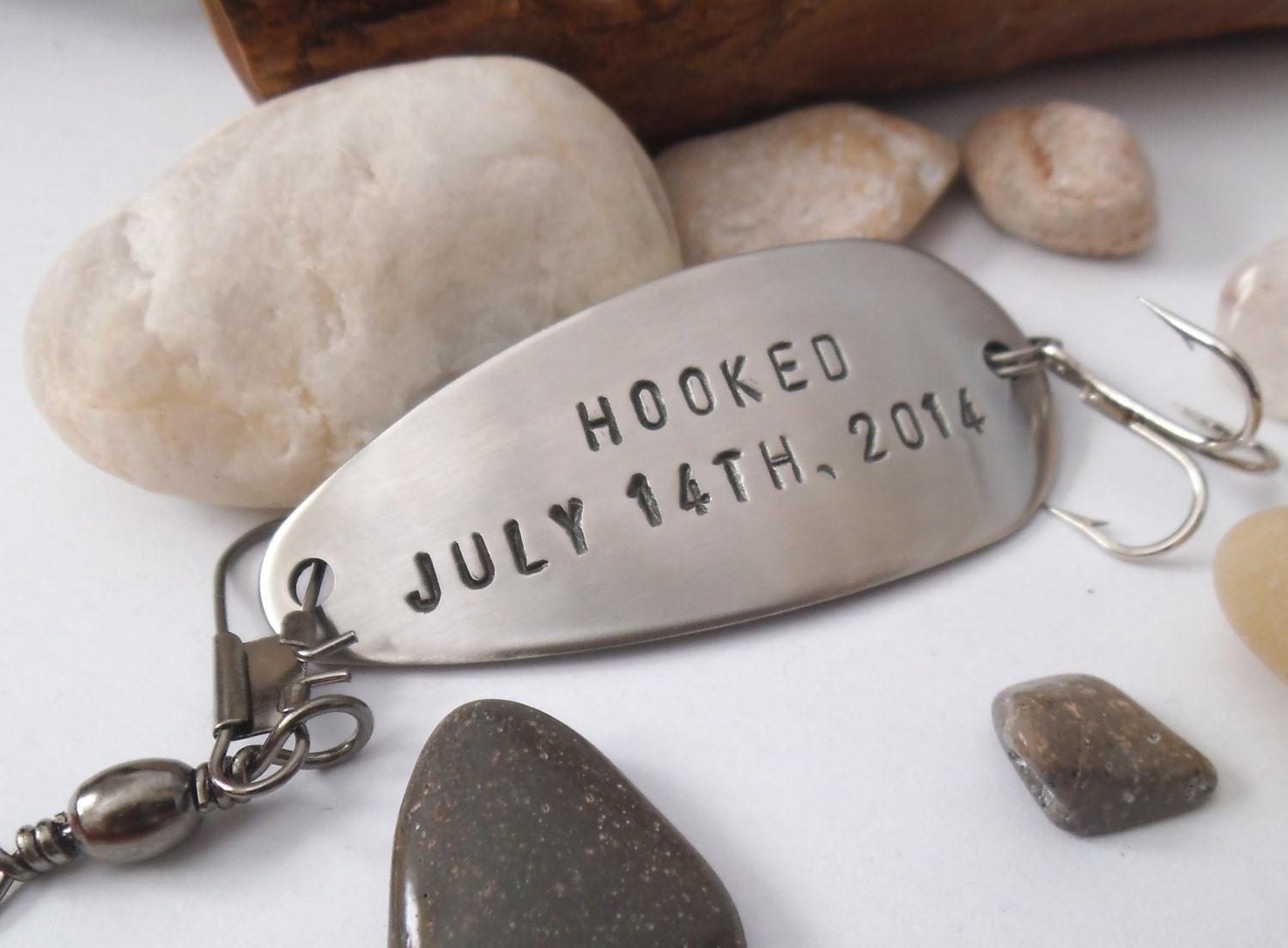 Personalized Gift for Men Custom Made Wedding Favor Fishing Lure Engraved  Gifts for Husband Handstamped Gift for Boyfriend Stamped Gift Wife -  UK