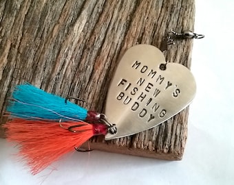 Mommy's New Fishing Buddy Personalized Fishing Lure New Parents Gift for Mom Mommy of Multiples Mommy's Boy Mommy's Girl Gender Reveal Gift